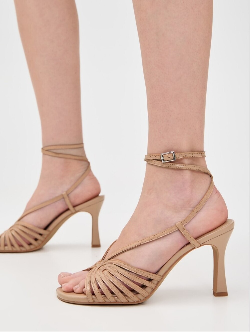 Dolce Vita Nivana Tan Strappy Leather Heeled Sandals Size 9